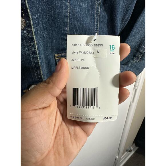 NWT Villager | 16 Plus Sz Medium Wash Three Button Pocketed Women’s Denim Jacket - Picture 6 of 8